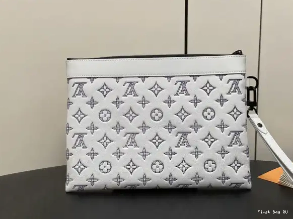 First bags ru POCHETTE TO-GO-30*21.5*2cm VUITTON LOUIS 0623